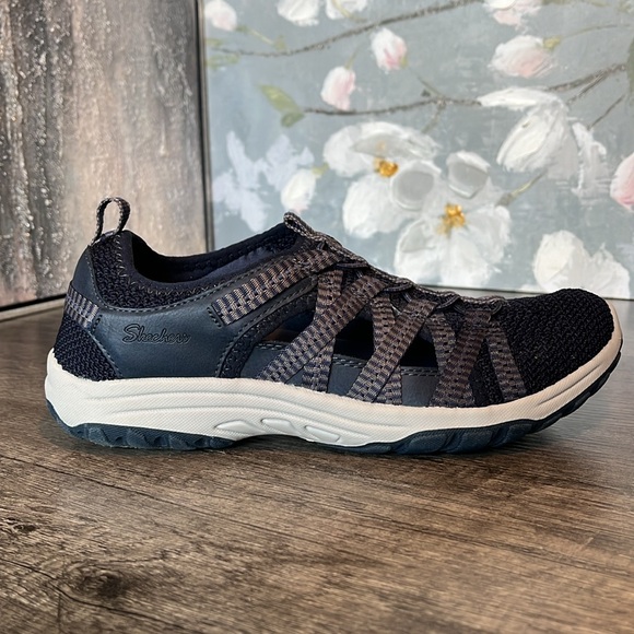 Skechers reggaefest Neap Oxford, machine washable. - Picture 2 of 9